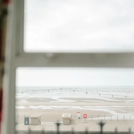 The Chimes On The Sea-3